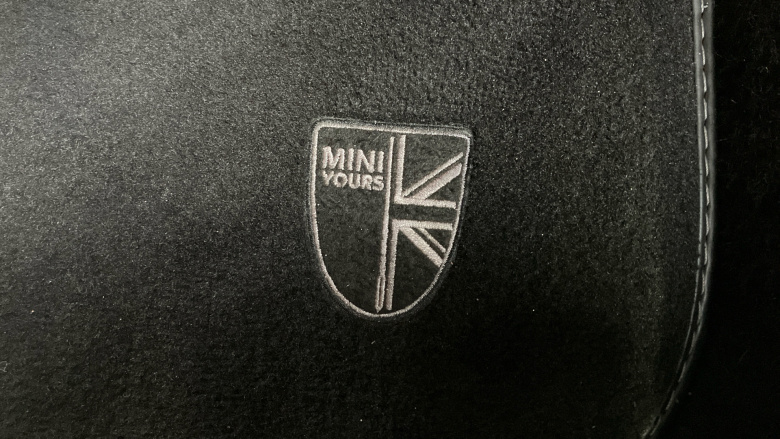 MINI Countryman 2.0 Cooper D 5dr [Chili/Nav+ Pack] Diesel Hatchback